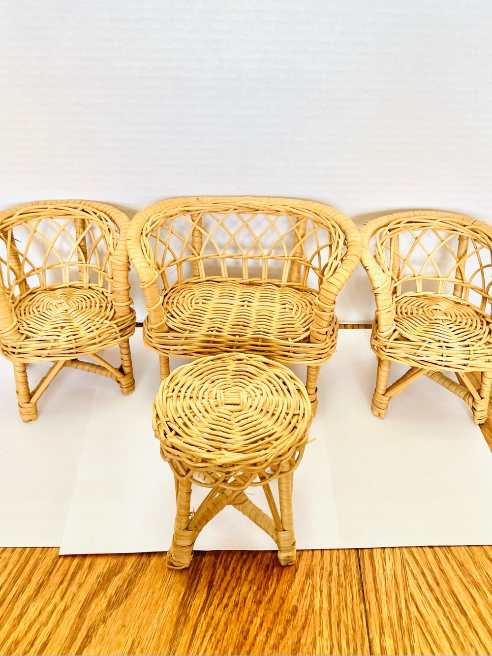 Vintage Wicker Rattan Barbie Or Dollhouse Patio Set Furniture Minor Wear